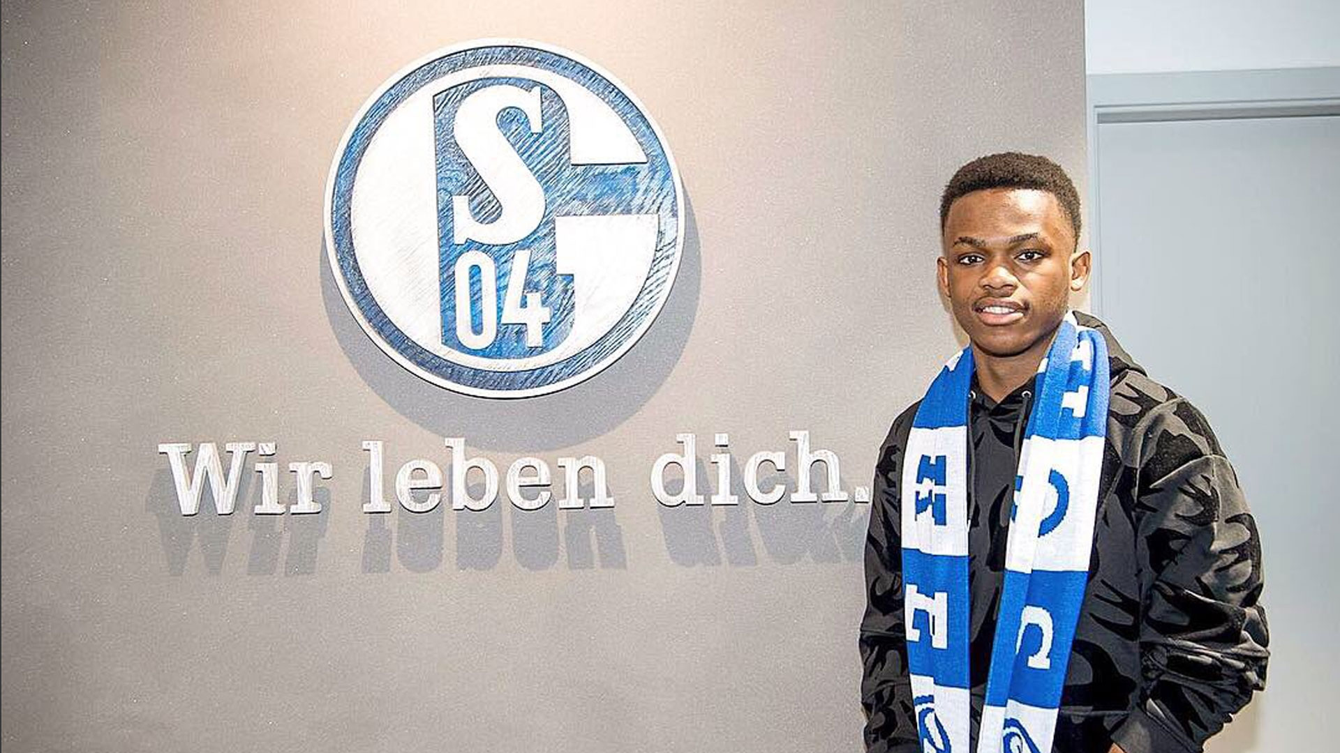 短暂投身 短暂投身